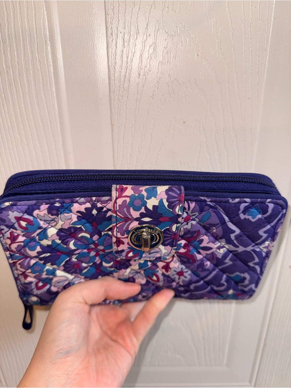 Vera Bradley RFID Turnlock Wallet in the retired Lilac Tapestry - Picture 6 of 6